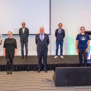 v. l.: Christine Hemmann-Moll, Simone Kornappel, Prof. Dr. med. Dieter Blottner, Univ.-Prof. Dr. med. Manfred Infanger, PD Dr. med. Christian Taeger, Isabelle Hoffmann, Dr. med. Anett Reißhauer